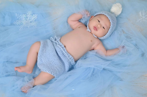 德清宝宝吐奶黄色